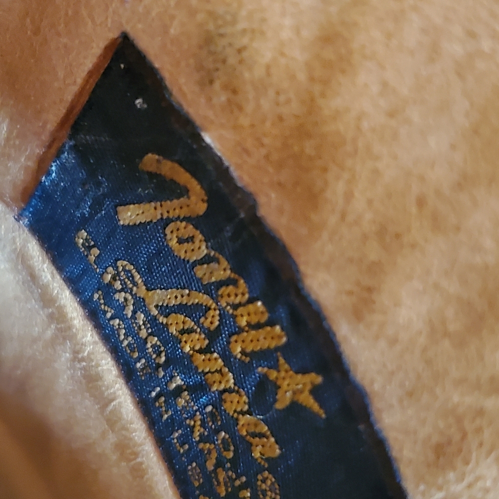 SOLD Vtg red Tony Lama ropers - Picture 7 of 8
